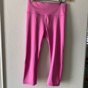 Bubble Gum Pink Fabletics Capris